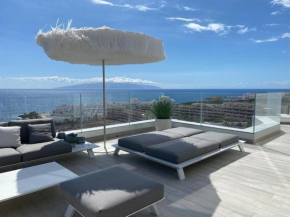 Luxury apartment with stunning terrace and with heated pool